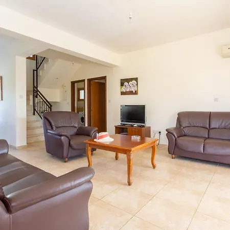 Hector Beach Villa Polis