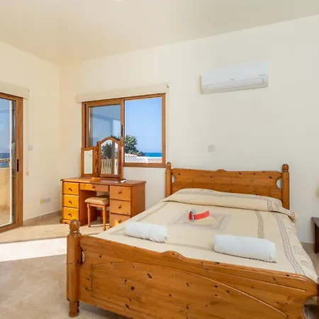 Villa Hector Beach
